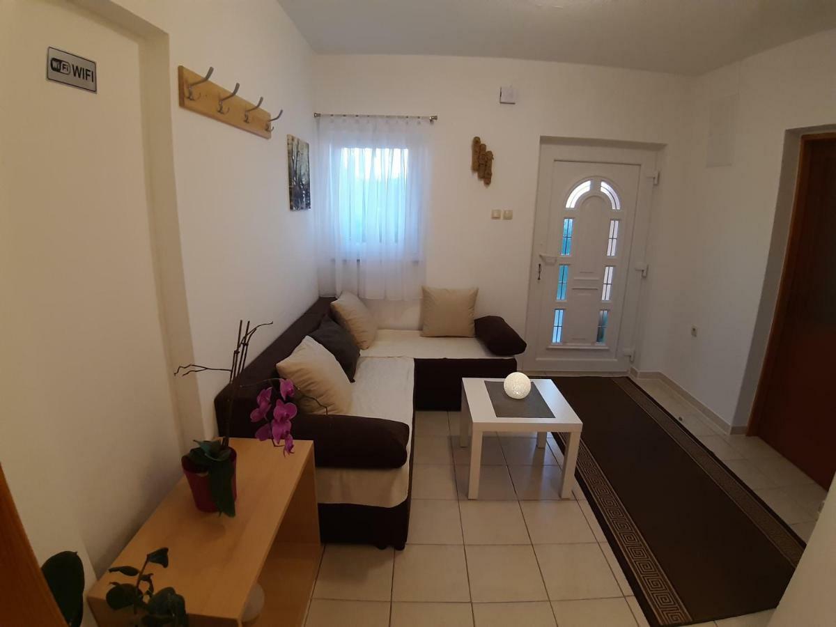 Appartement House Jelena&Marija à Rakovica Extérieur photo
