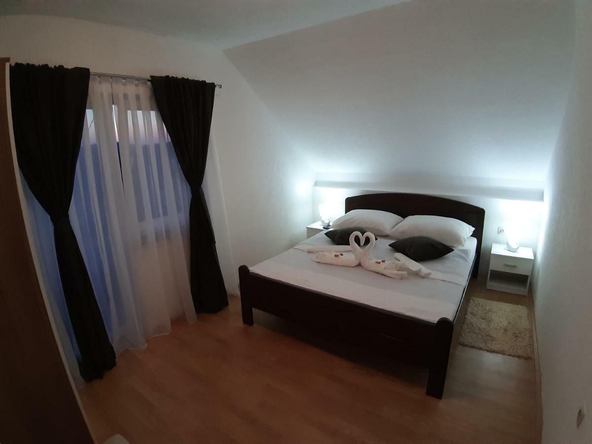 Appartement House Jelena&Marija à Rakovica Extérieur photo